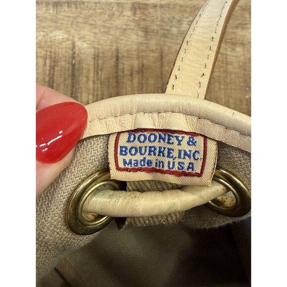 Dooney Bourke Vintage Monogram Leather Canvas Drawstring Bucket Bag Made In USA - Picture 7 of 15